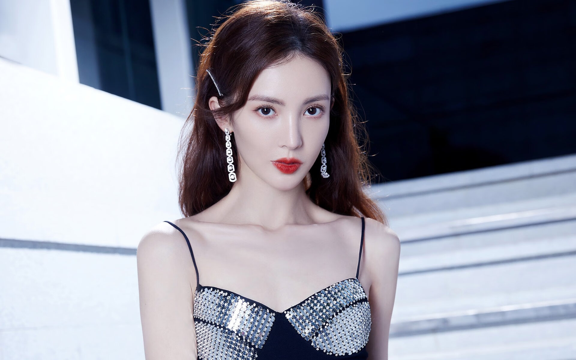 熊猫直播-_湖人队士气正旺，冲刺季后赛目标_，湖人队季前赛时间表