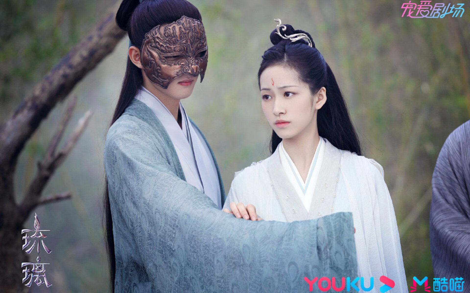 熊猫体育APP-_趣味龙舟比赛：激荡江面团结协作_，龙舟表演赛