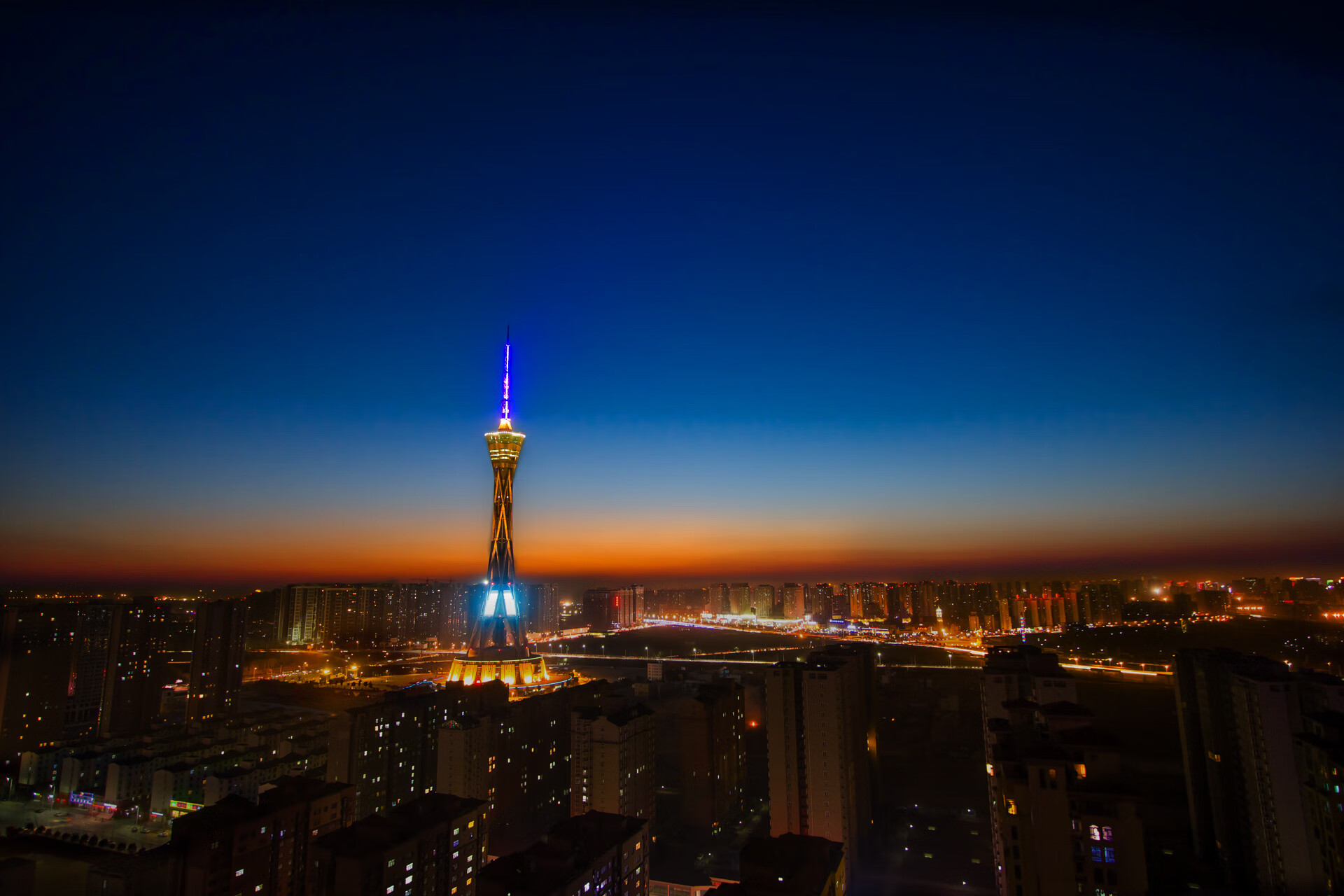 熊猫体育app下载-球场上的“绝杀王”，谁创造了欧冠最惊心动魄的终场逆转？，足坛绝杀之王