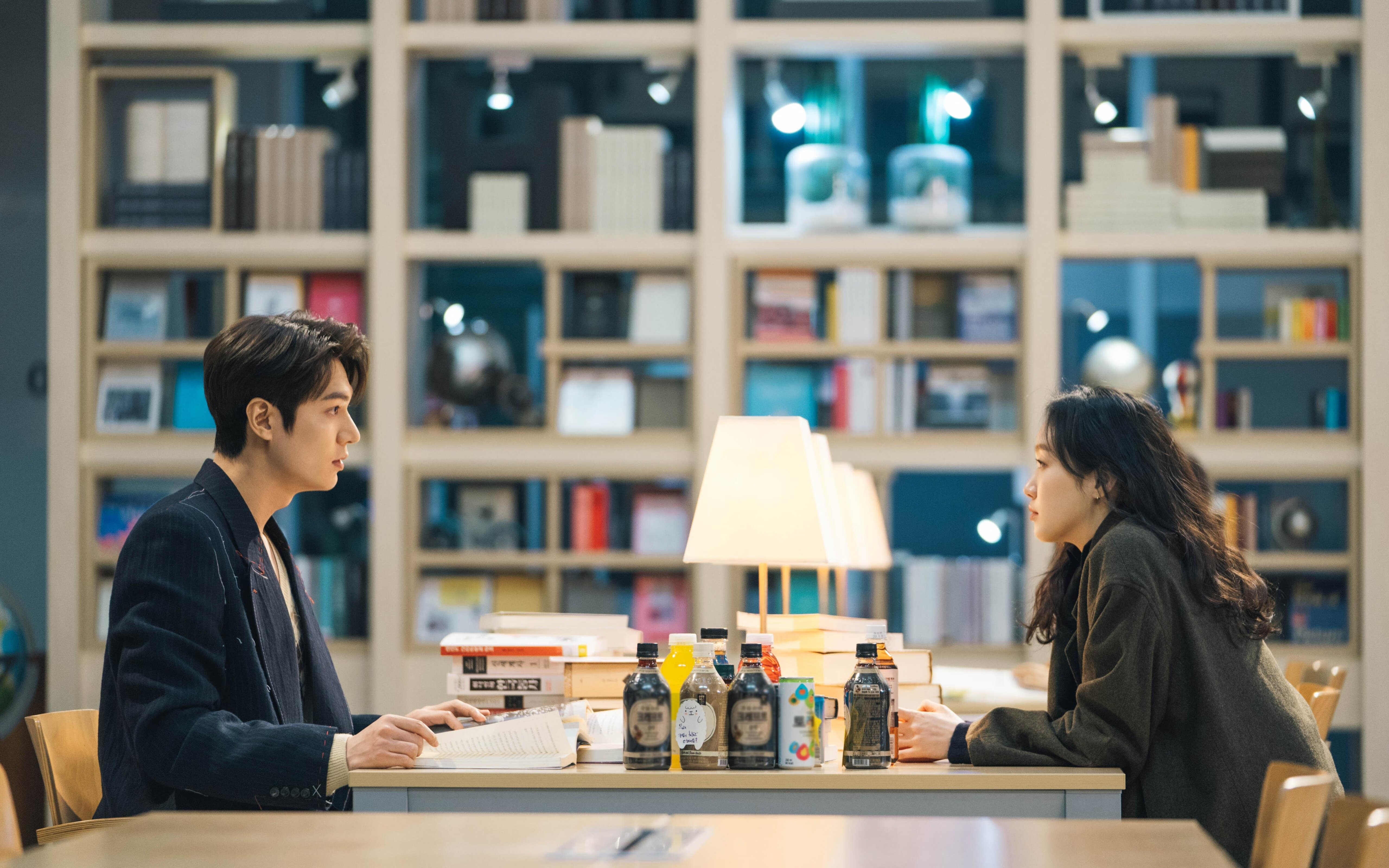 熊猫体育app下载-揭秘网球运动员跨赛季恢复计划，网球选手退赛