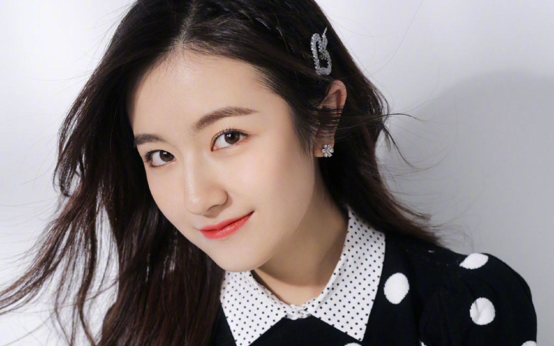 曼联击败多特蒙德：主场取胜势头强劲，曼联多特蒙德历史交易